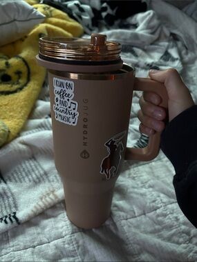 HydroJug Carmel